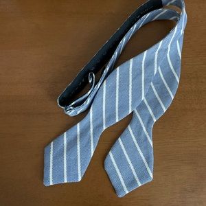 J Crew bow tie blue cream stripe perfect condition